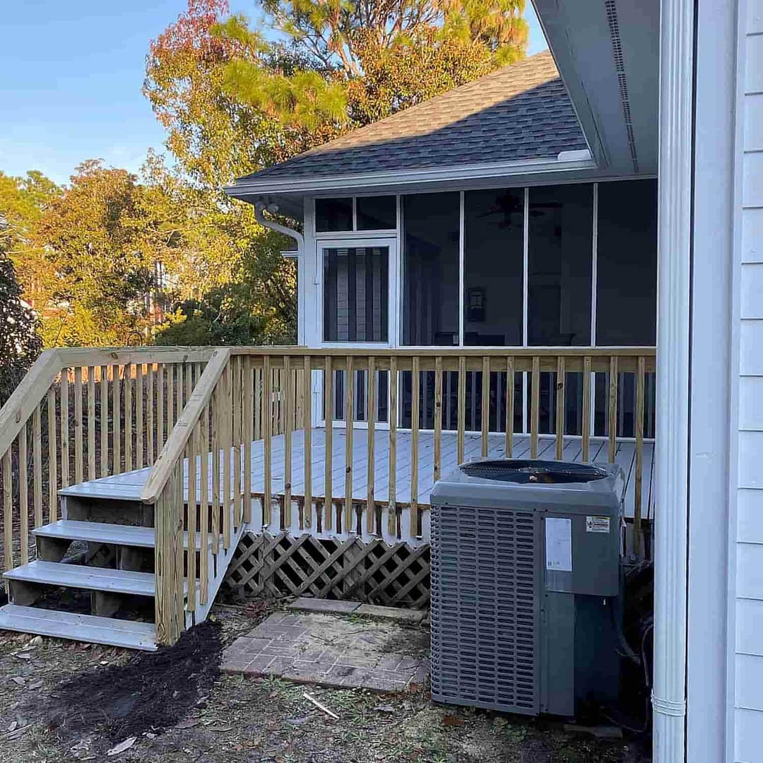 Wood backyard deck in Hampstead, NC